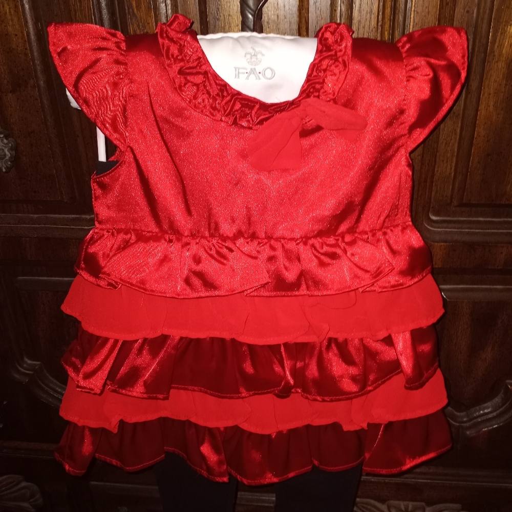 Beautiful toddler girls two piece size 18M